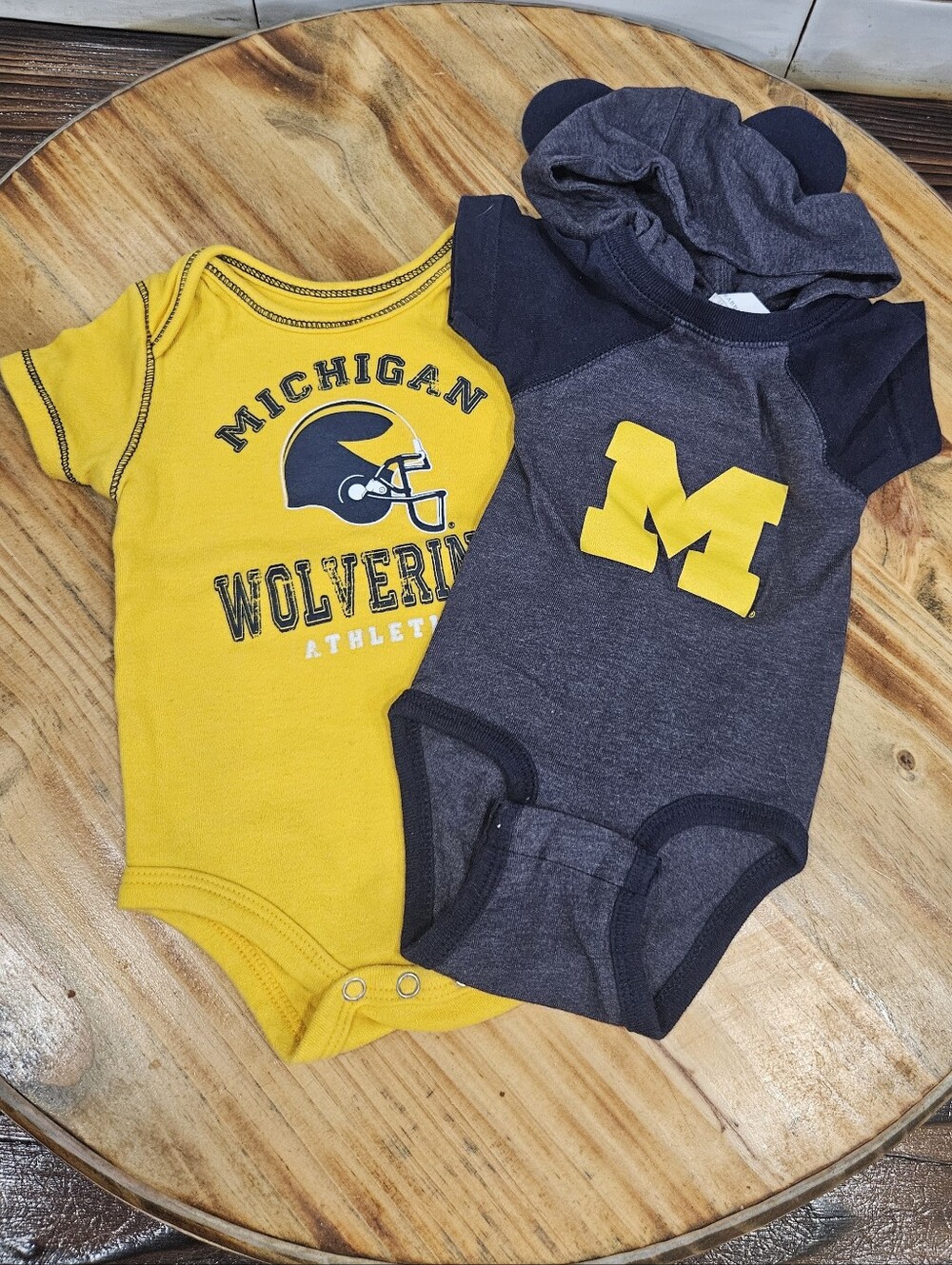 Infant Michigan Wolverines Onesie Bundle